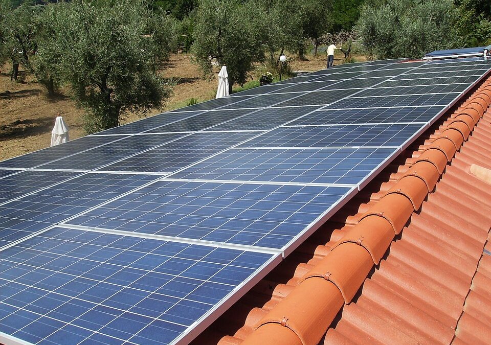 Gli impianti fotovoltaici e l’indipendenza energetica